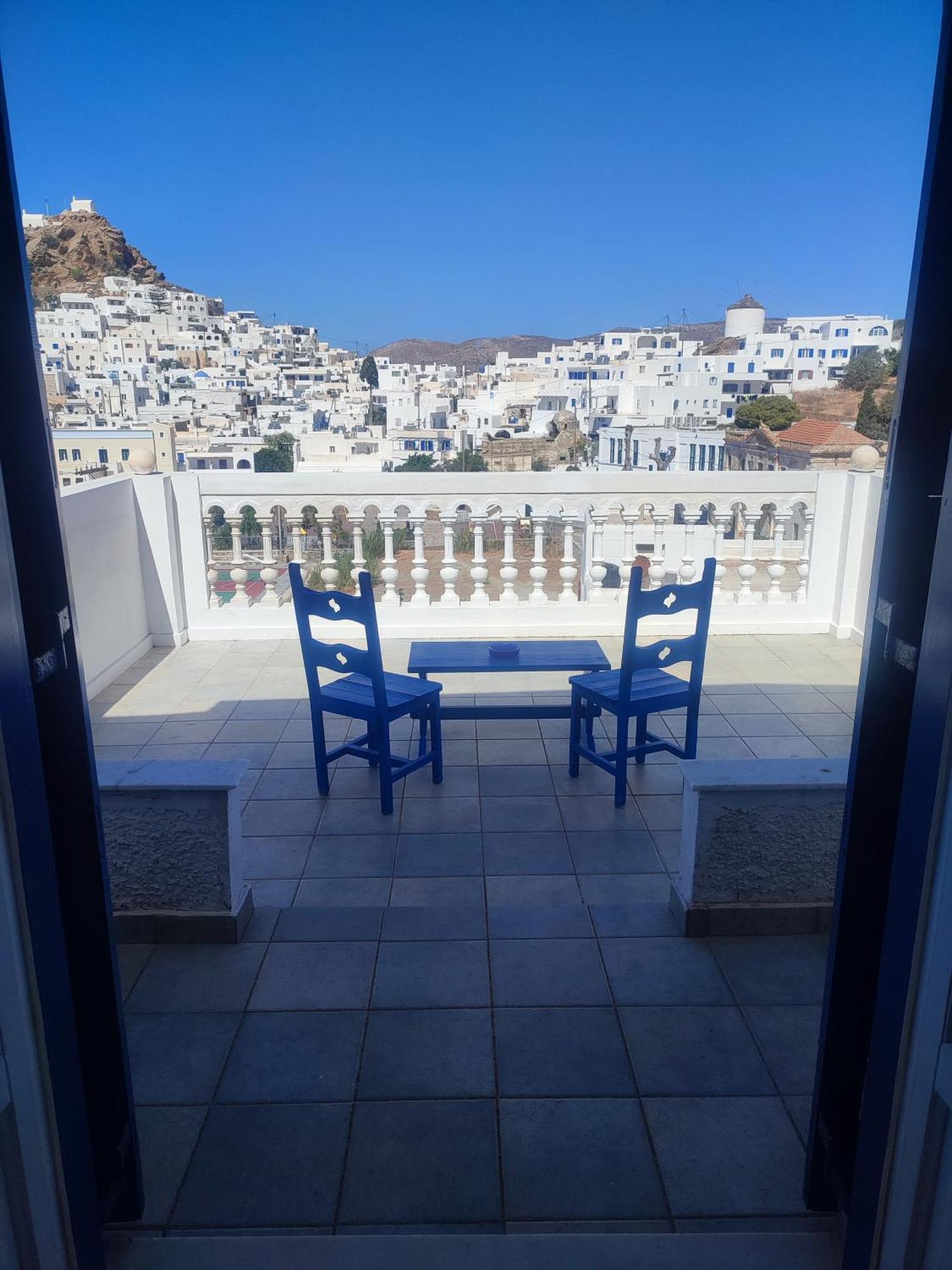 Hotel Parthenon Chora de Ios Exterior foto